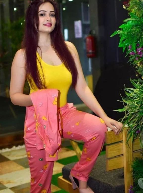 Models escort Karnal